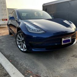 2018 Tesla Model 3 Long Range 