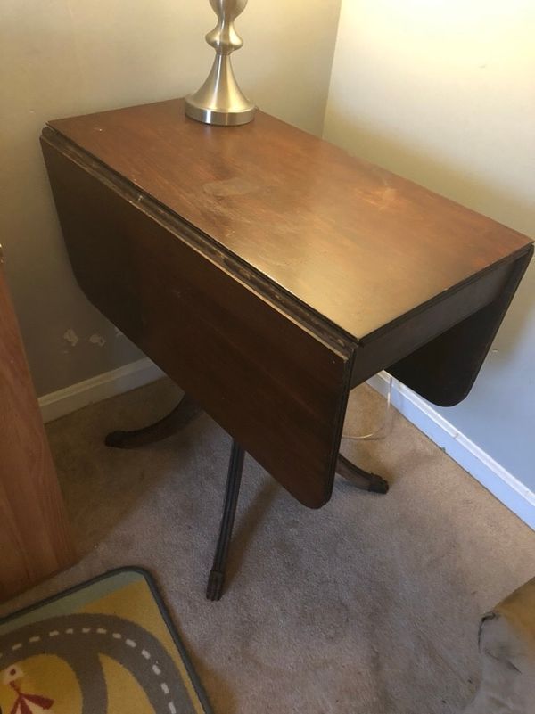 Antique Solid Wood Duncan Phyfe Drop Leaf Table Claw Foot Antique Solid Wood Duncan Phyfe Drop Leaf Table Claw Foot Antiques In Ashburn Va Offerup