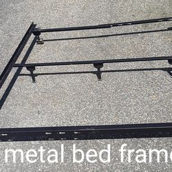 Adjustable Full Twin And Queen Metal Bed Frame On Casters / Adjustable Metal Bed Frame