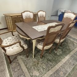 French Style Dining Table & Chairs 