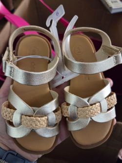 Cat&jack size 6 toddler girls sandals