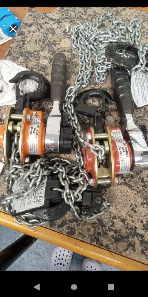 (2) 550 Lb Cable Hoist/ Come Along