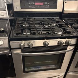 LG Gas Stove W/ 5 Burners 