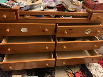 Changing table with 6 draws