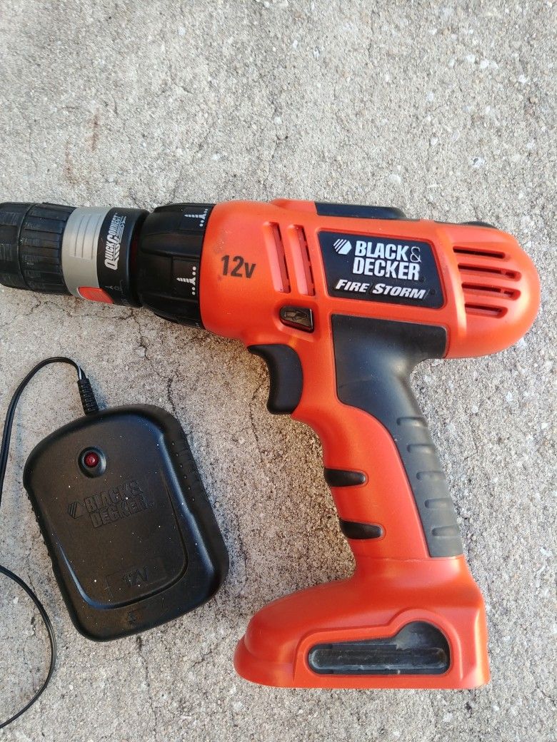 Black & Decker Firestorm 12v Cordless Drill