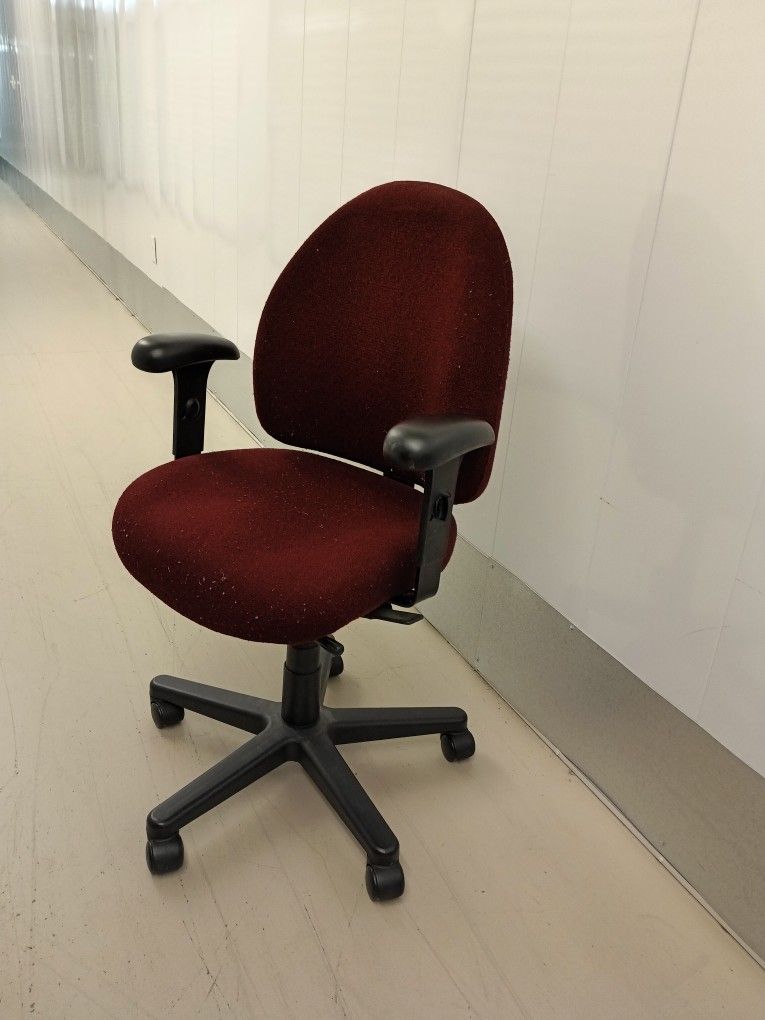 Swivel Office Chair