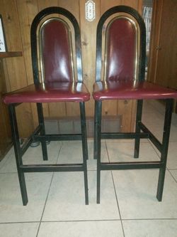 2 Bar Stools