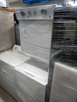 27" Whirpool  Electric stackable 220 volts