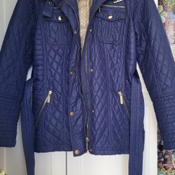 MICHAEL KORS Nice condition 
Beautiful Elegant Jacket Coat