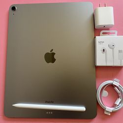 Apple IPad Air 13” (M2 chip / 2024  model) 128GB with Pen, keyboard & Accessories (warranty 10/2025) 