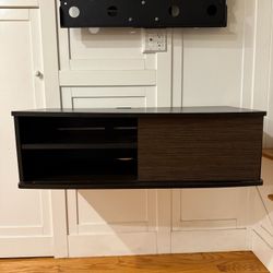 Tv Stand/ Entertainment System
