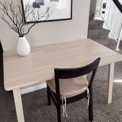 Desk / table 