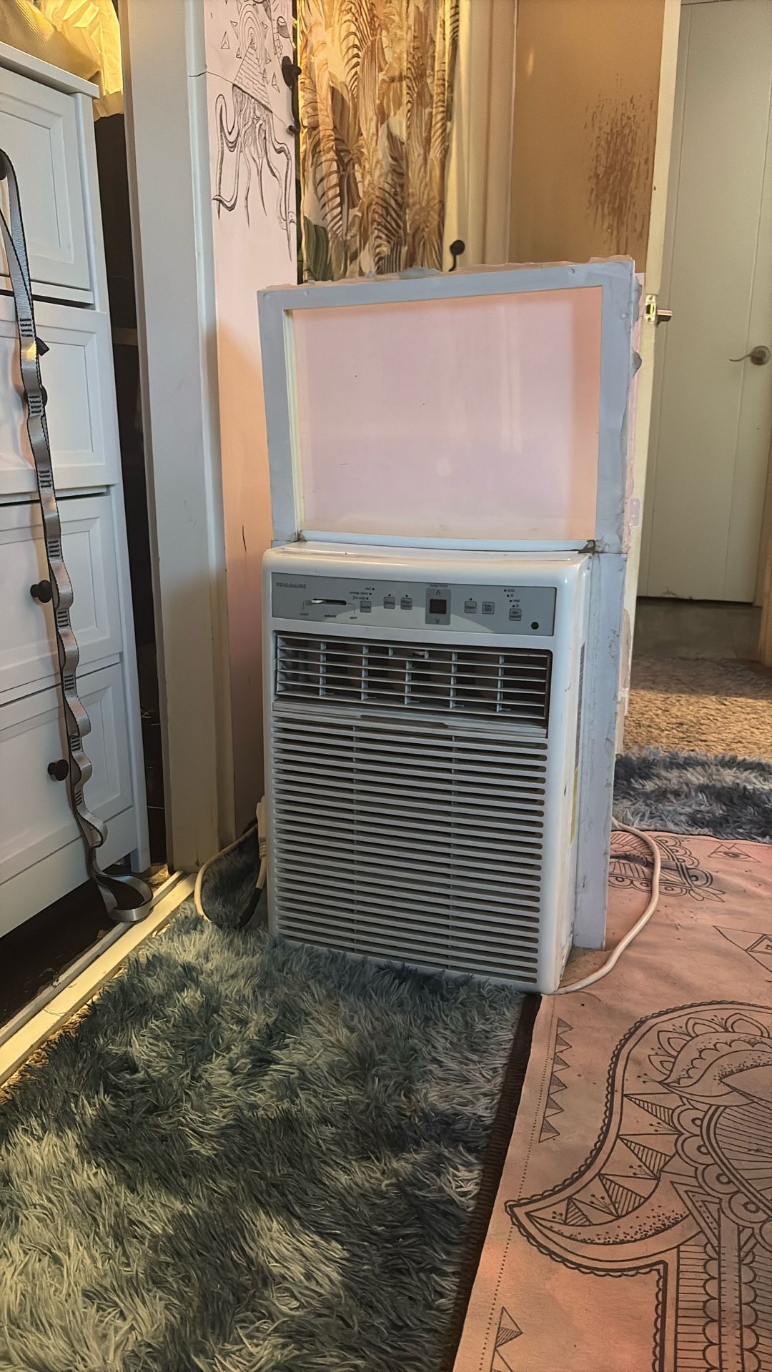 Frigidaire Window Mount Portable AC Unit