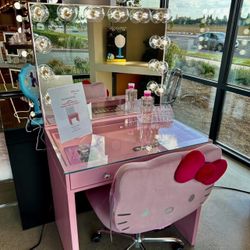 Pink Hello Kitty Vanity 