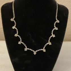 Vintage Silver Rhinestone Necklace 