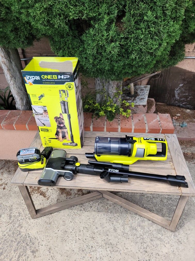 Ryobi 18v Stick Vaccum Kit