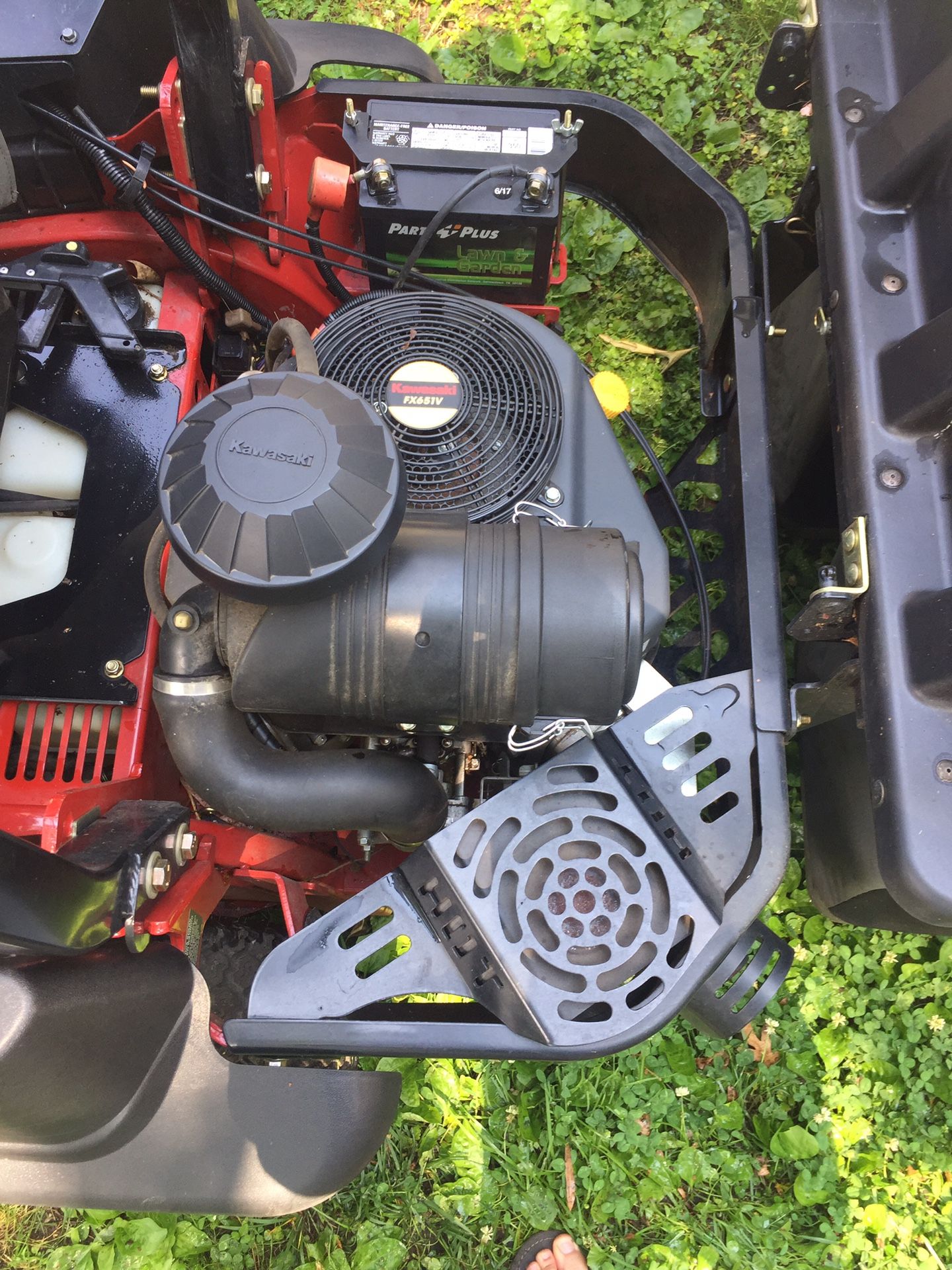 Toro Z Master Commercial Riding Mower 256 Hours for Sale in Greensboro