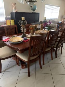Furniture set