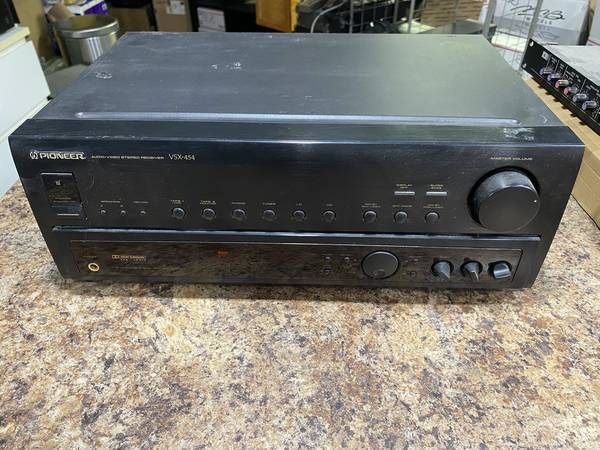 Pioneer VSX-454 - 5.1 Ch AV Surround Sound Receiver AM FM Stereo Phono