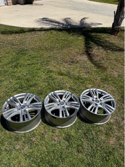 Infinity G37 stock wheels