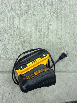 Dewalt 20v battery and charger