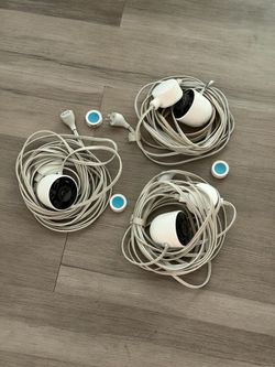 3 Google Nest Outdoor Cameras