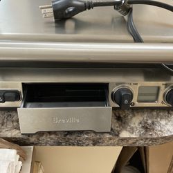 Like-new Breville grill for sale!