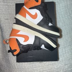 Baby Nike Dunk Size 5C