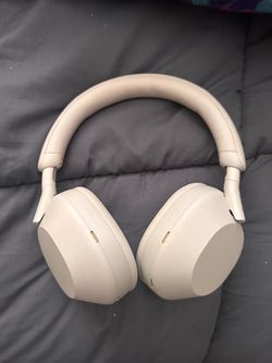 Sony XM5