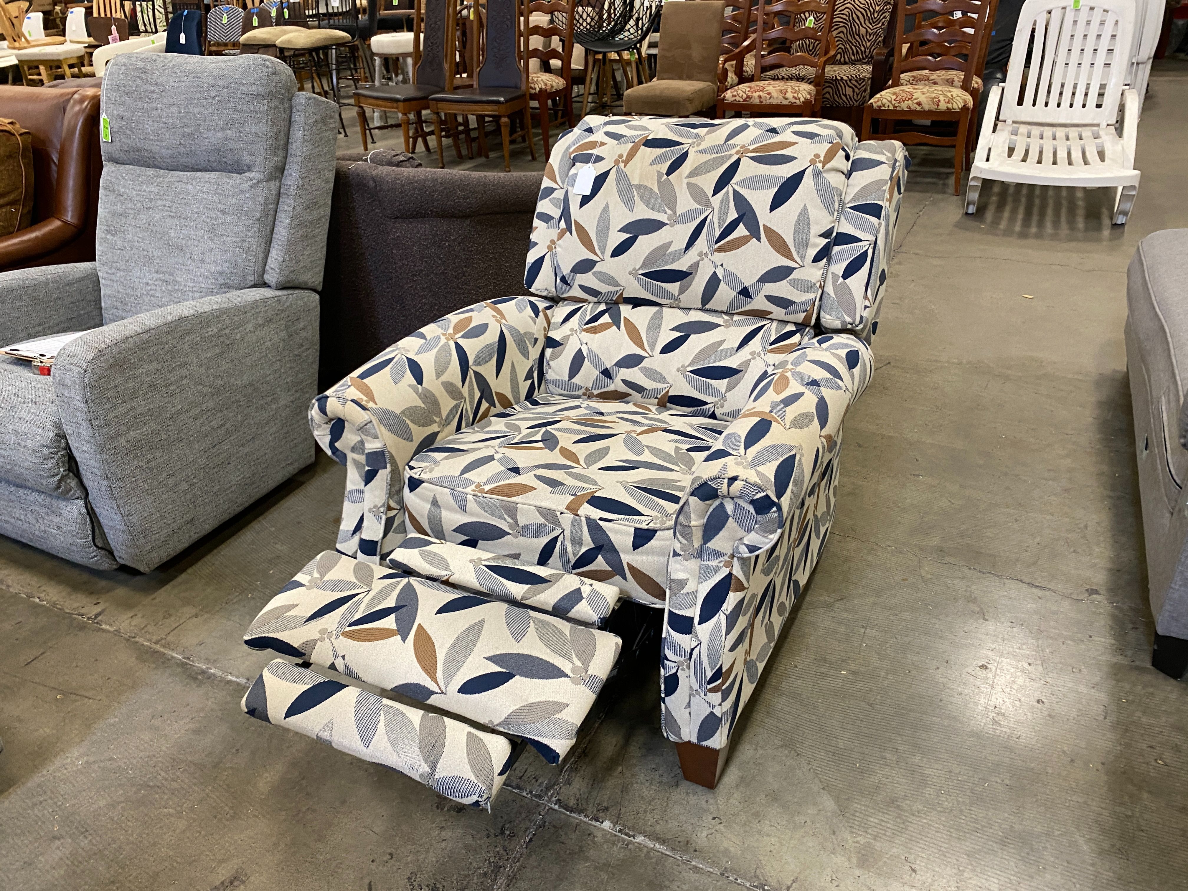 LA-Z-BOY Laural Blue and Gold Leaf Lean-Back Recliner
