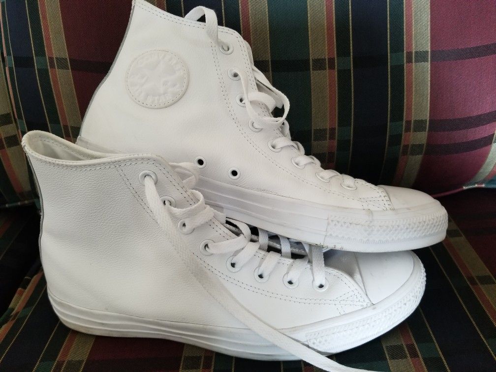 Converse size 9