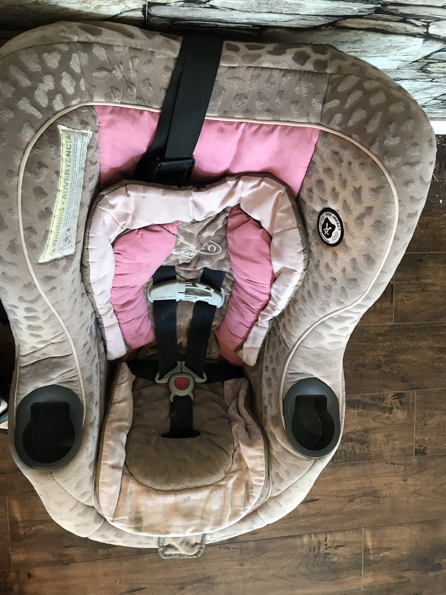 Graco girls Car Seat with base