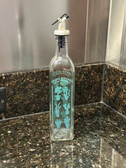 Kitchen oil dispenser