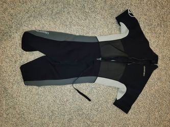 Shorty Uni-sex wetsuit. Size Small.