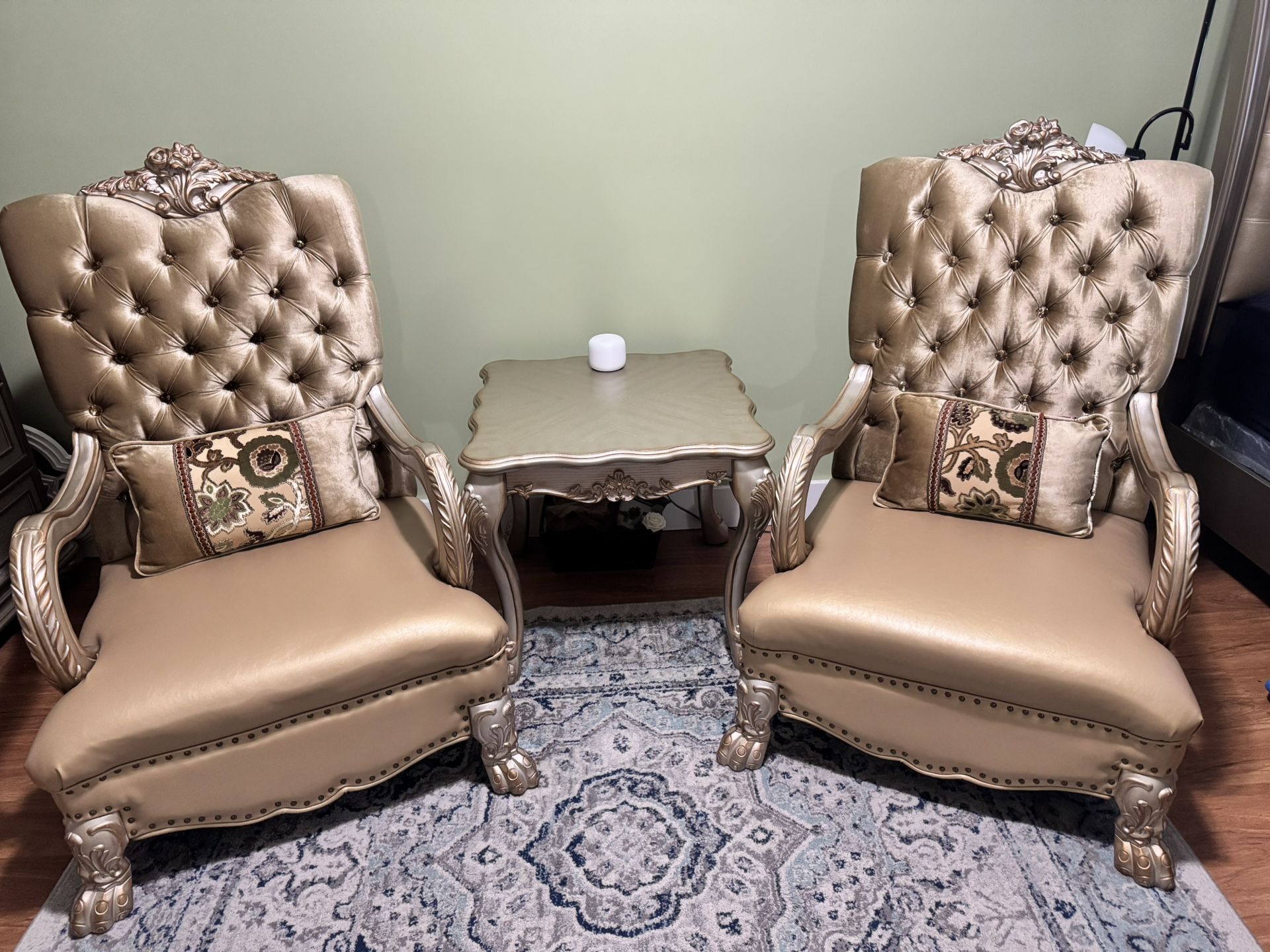 Gold/Bone Finish Antique Style Throne Chairs w/ End Table