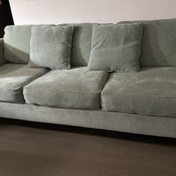 Couch (sage)
