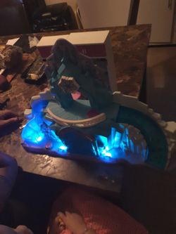 Little People Elsa Olaf Castle