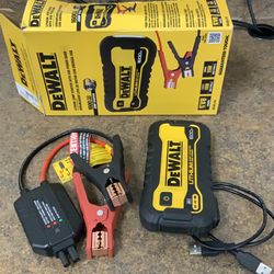 10035 Dewalt jump starter 28715