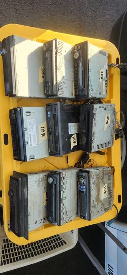 Kenwood,Pioneer Radios