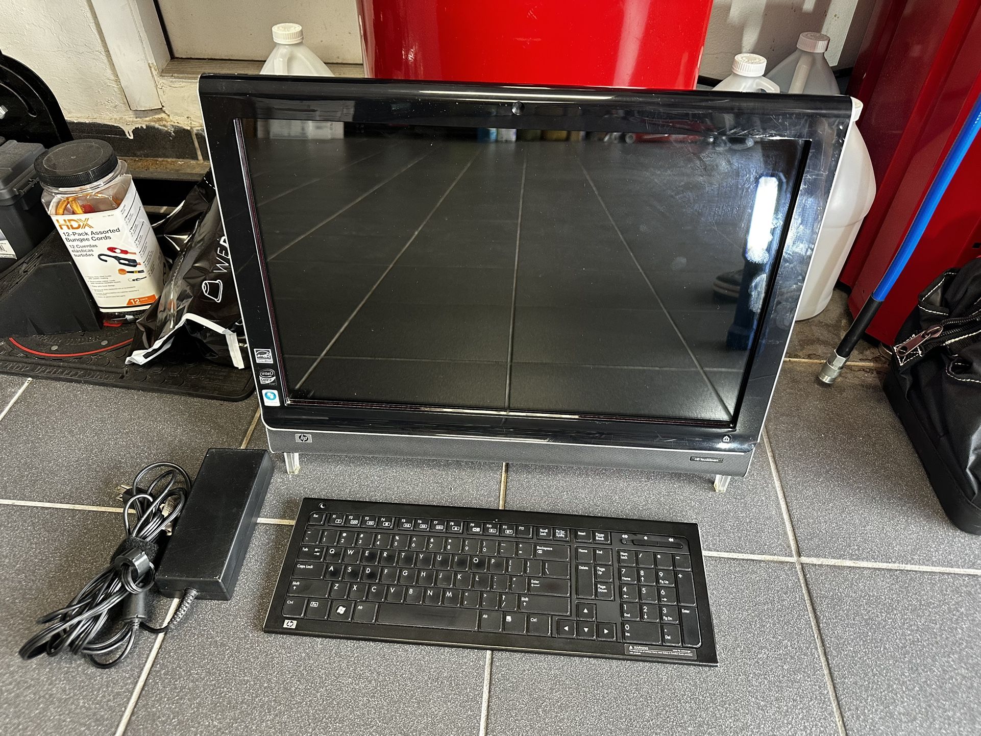 HP TouchSmart PC IQ504 Windows Vista - PC Is In Great Condition But It’s Outdated So It’s Sold In “AS IN” Conditions.