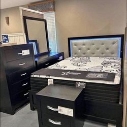 Luxury Style Black Bedroom - Great Deal!