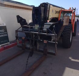 Forklift