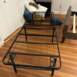 18 Inch Metal Bed Frame Queen Size
