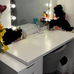 Makeup Vanity 