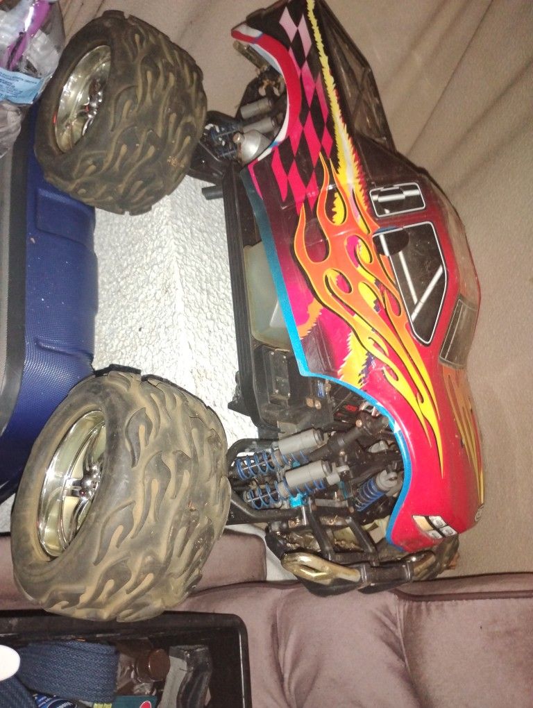 Gas Powered Remote Control Car