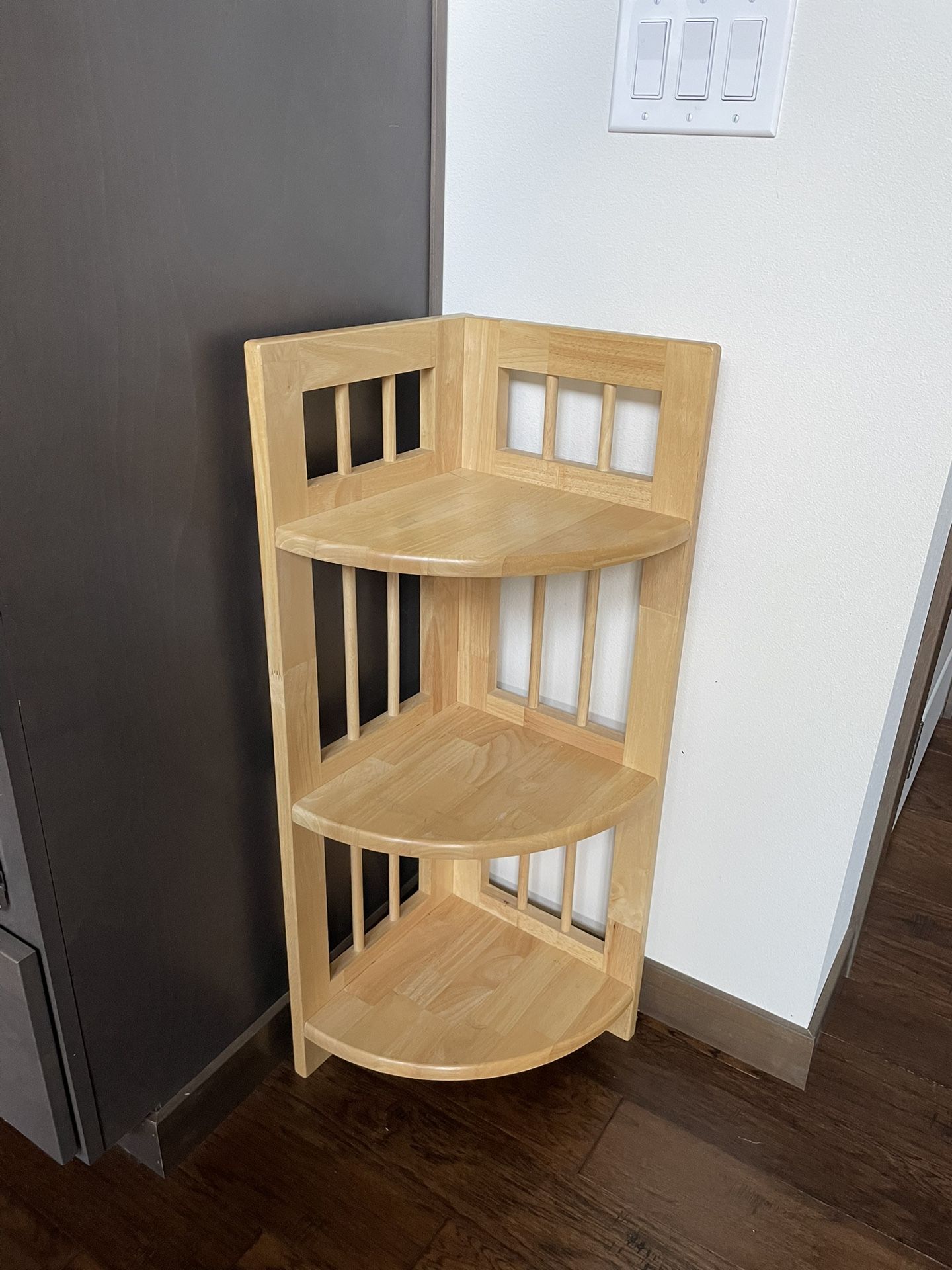 Cute 3 Tier Corner Shelf
