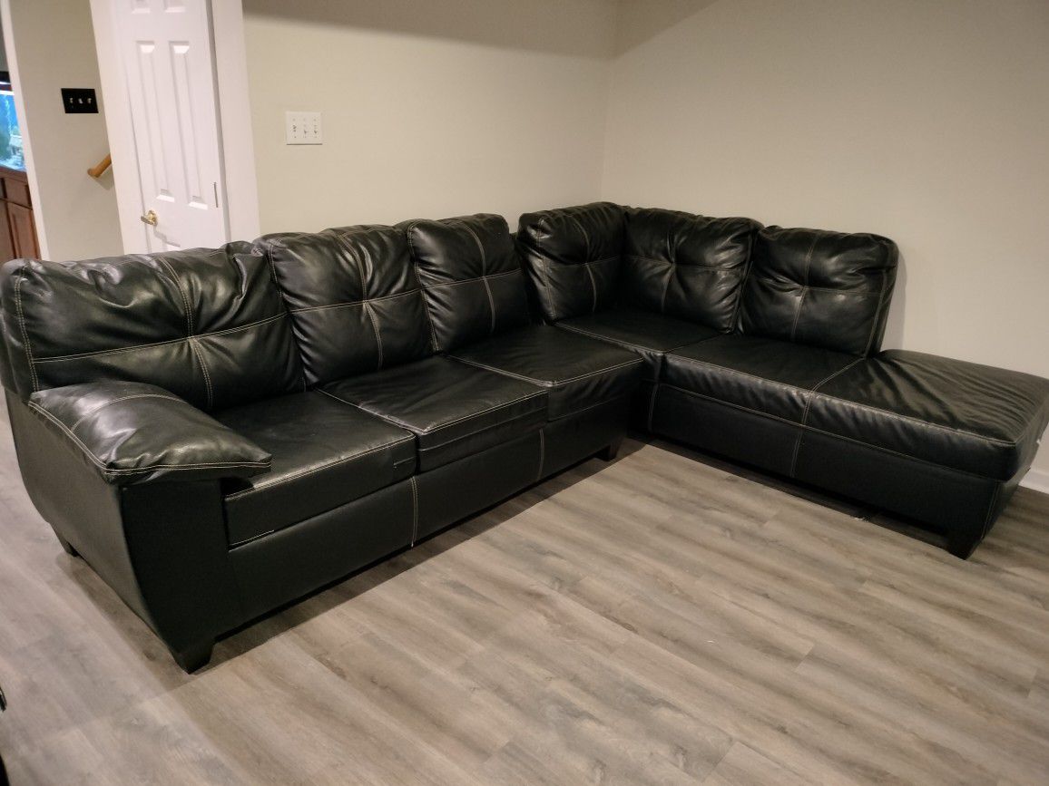 Black 2 Piece Sectional Sofa and Chaise