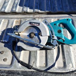 Makita Circular Saw Corded 7 1/4" $140