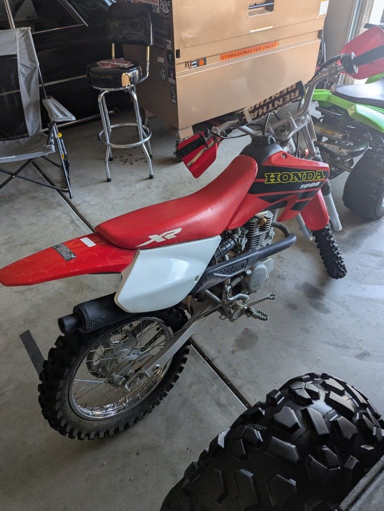 2001 Honda XR100R