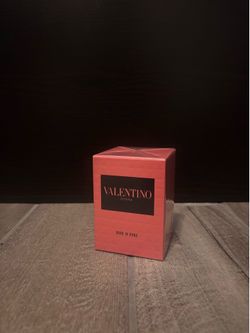 Valentino perfume